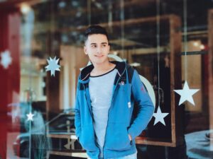 Belfast man styling stars from Travis Scott to Charli XCX