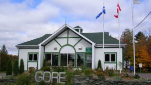 Bilingual municipalities take action as Quebec’s native English speaking population falls