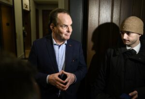Labour Minister Steven MacKinnon won’t join Liberal leadership race